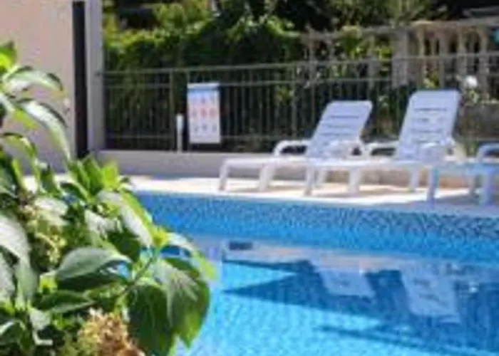 Katarina And House Marieta בית נופש *