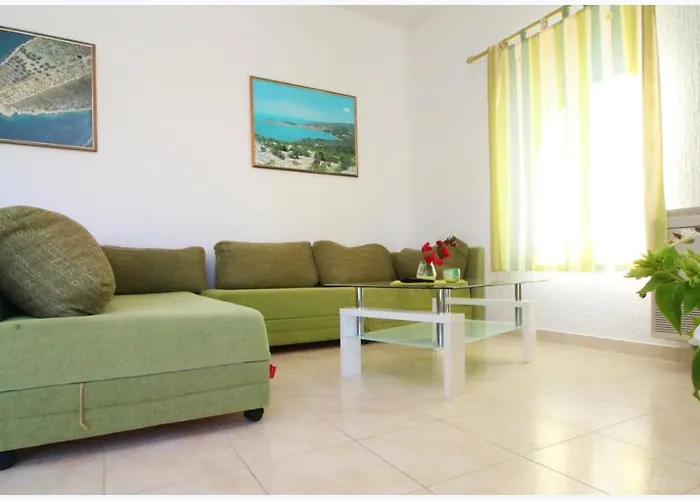 Katarina And House Marieta Feriehus *