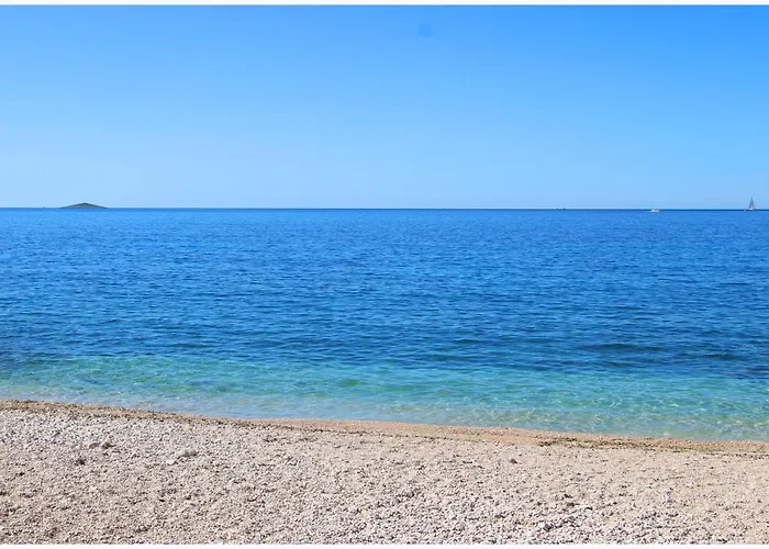 Katarina And House Marieta *